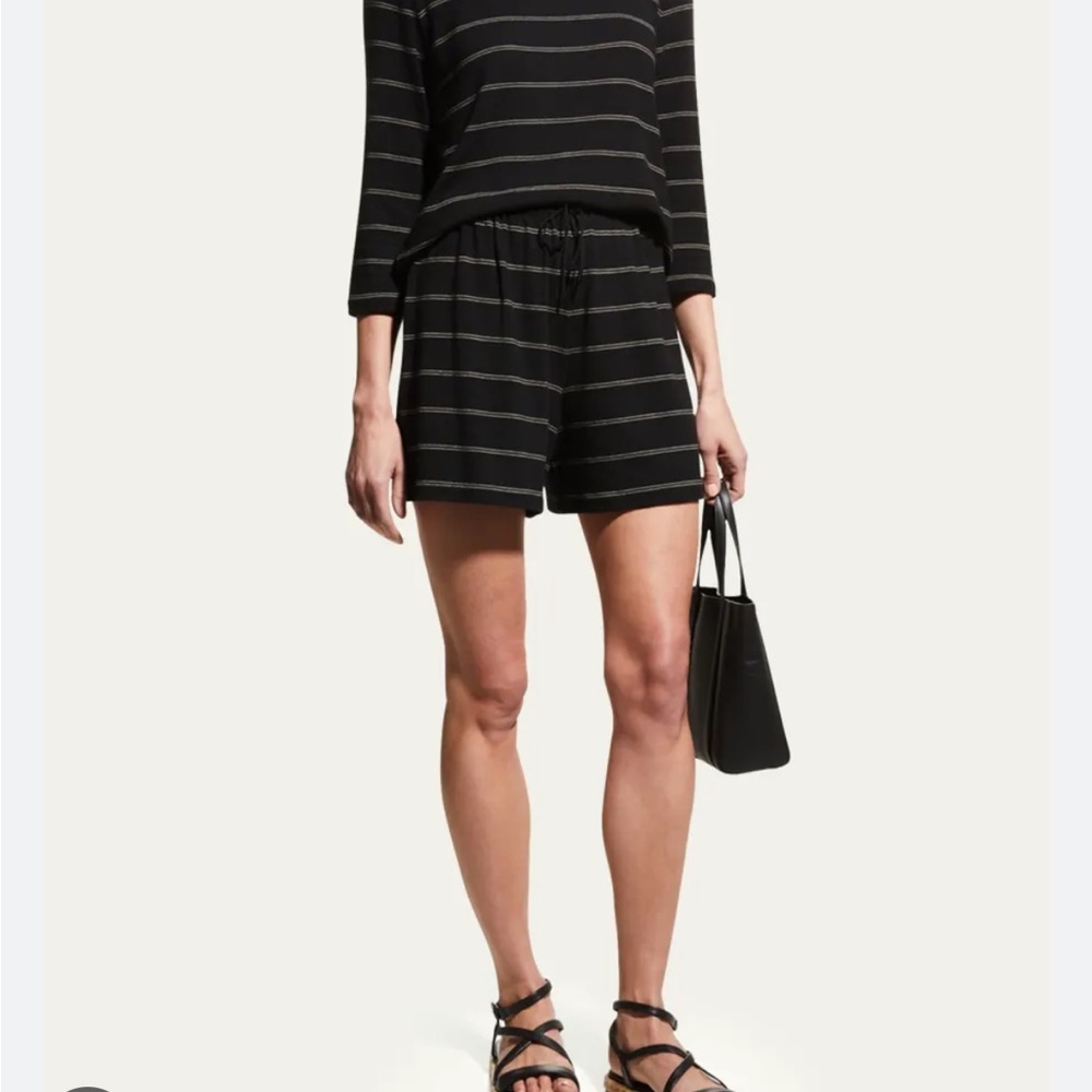 Vince Black Striped Drawstring Pull On Shorts